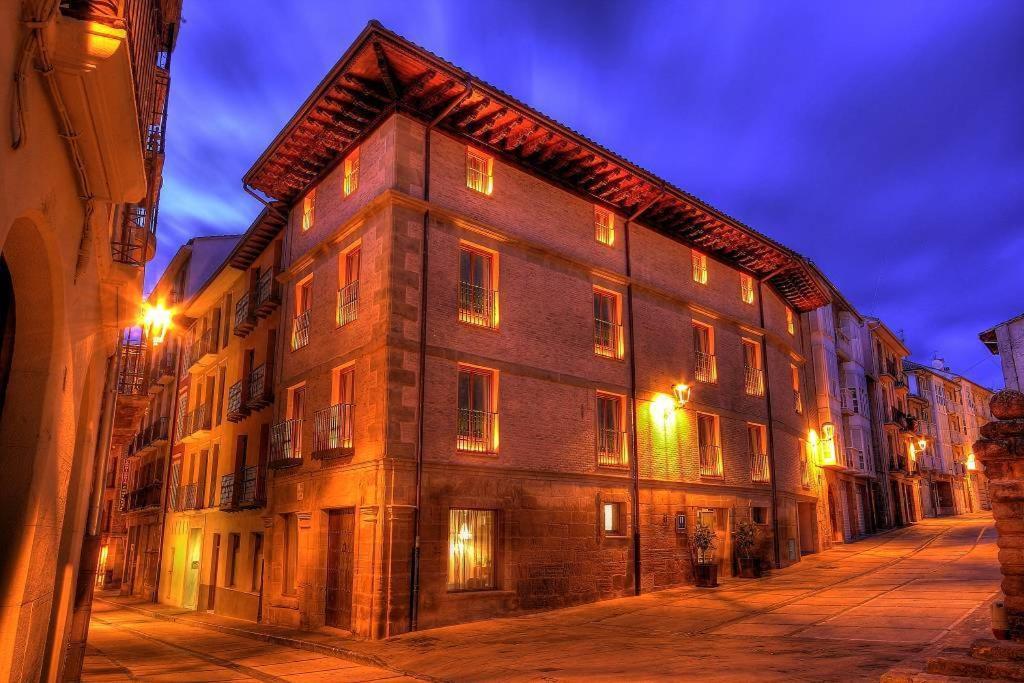 Hospederia Chapitel Hotel Estella Exterior foto