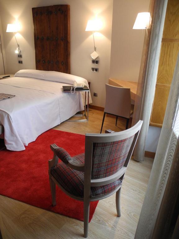 Hospederia Chapitel Hotel Estella Cameră foto